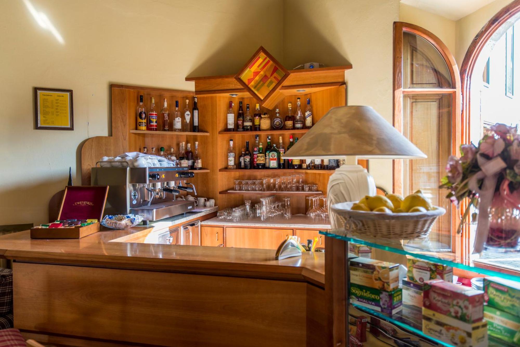 Hotel Bellavista 아베토네 외부 사진